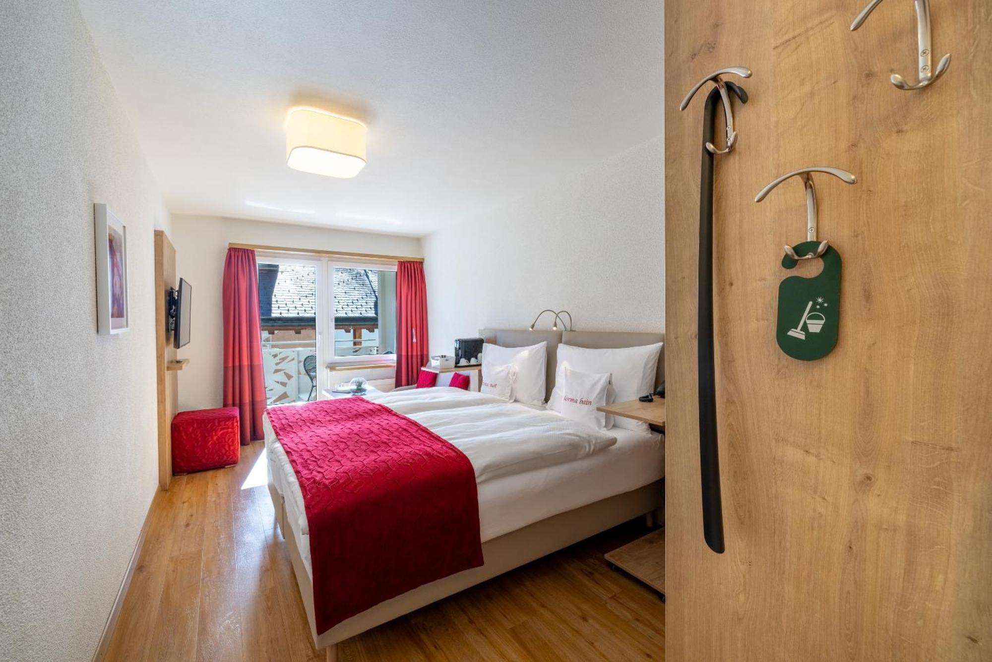 Hotel Sonne St. Moritz 3* Superior Exterior photo