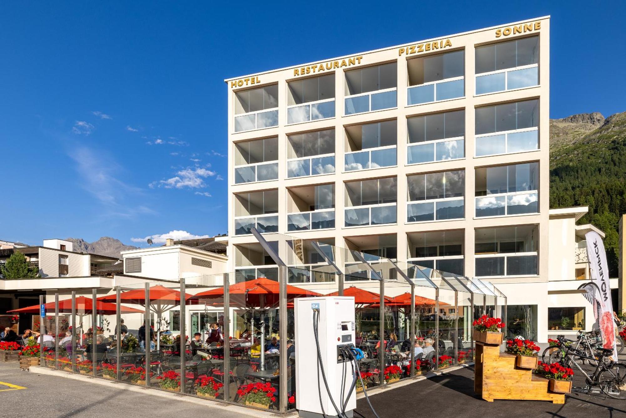 Hotel Sonne St. Moritz 3* Superior Exterior photo
